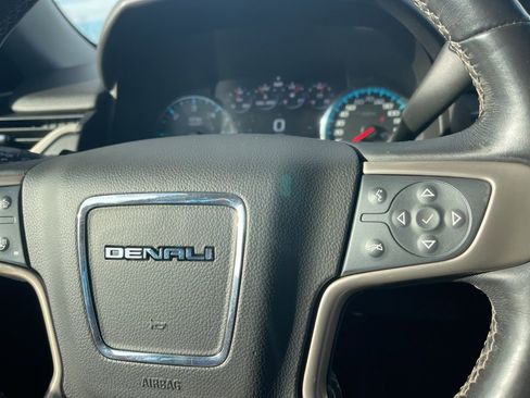 Used 2019 GMC Yukon XL Denali w/ Denali Ultimate Package image 22