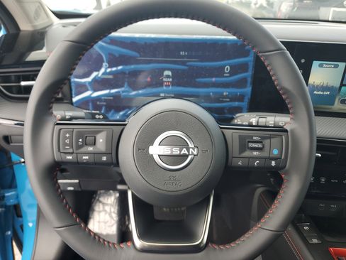 New 2025 Nissan Kicks SR image 20