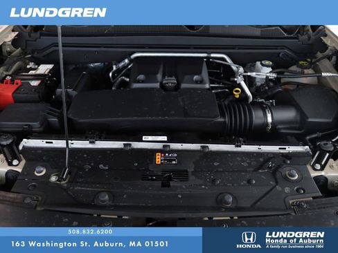 Used 2024 GMC Canyon AT4X image 36