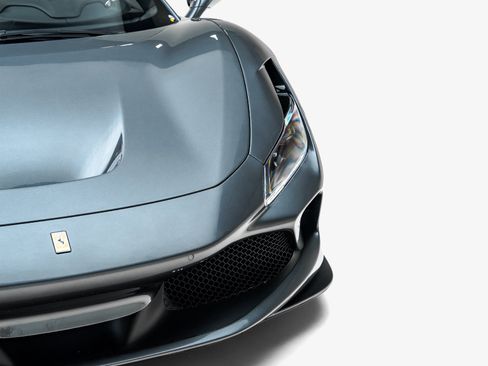Used 2022 Ferrari F8 Tributo RWD image 25