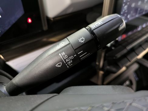 Used 2024 GMC Hummer EV 3X w/ Extreme Off-Road Package image 18