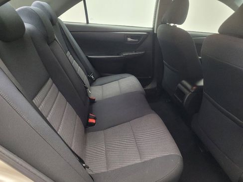 Used 2017 Toyota Camry LE FWD image 19