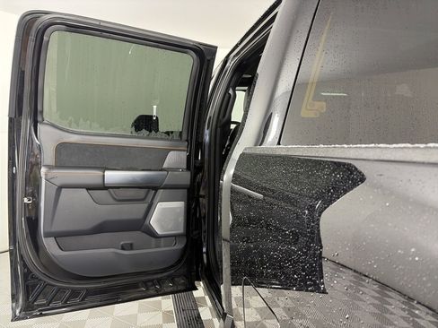 Used 2024 Ford F350 Platinum w/ FX4 Off-Road Package image 12
