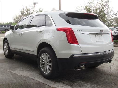 Used 2018 Cadillac XT5 FWD image 4
