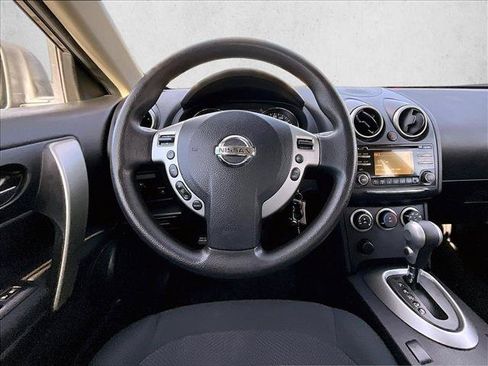 Used 2015 Nissan Rogue S w/ Convenience Package FWD image 7