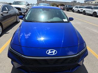 Used 2024 Hyundai Elantra SE FWD video 2