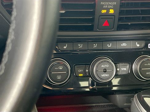 Used 2022 Volkswagen Jetta SEL image 20