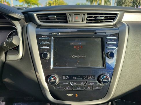 Certified 2024 Nissan Murano SV image 21