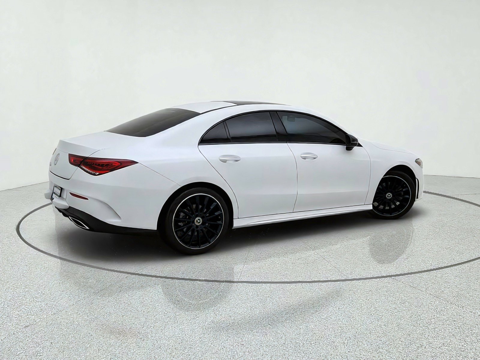 Used 2023 Mercedes-Benz CLA 250 image 8