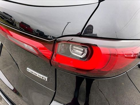 Used 2025 MAZDA CX-70 3.3 Turbo w/ Preferred Package image 40