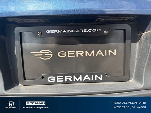 Used 2017 Ford Taurus SEL FWD image 9