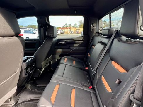 Used 2022 GMC Sierra 1500 AT4 w/ AT4 Premium Package image 24