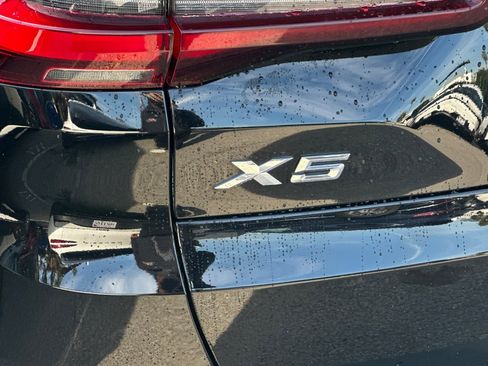 Used 2021 BMW X5 xDrive40i w/ Convenience Package image 28