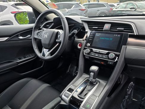 Certified 2021 Honda Civic EX image 9