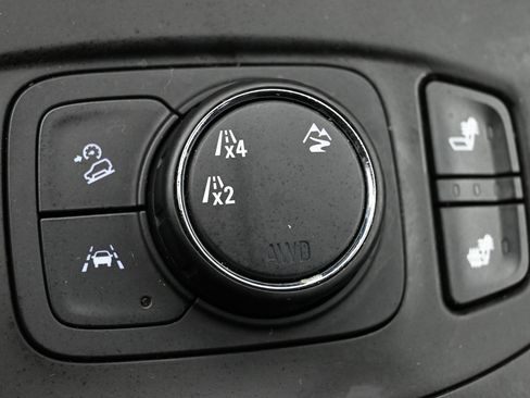 Used 2020 GMC Terrain SLE w/ Driver Convenience Package AWD/4WD image 25