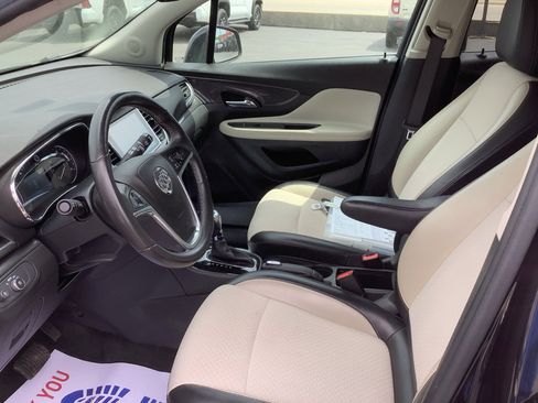 Used 2021 Buick Encore Preferred image 10