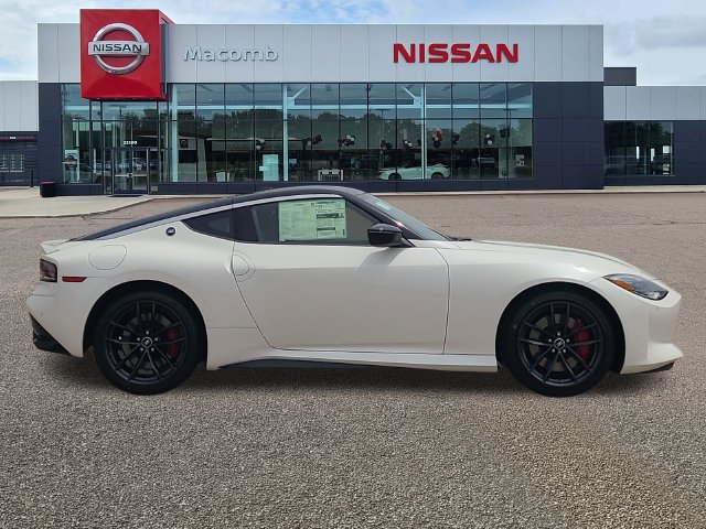 New 2026 Nissan Z Performance w/ Floor Mat Package RWD image 8