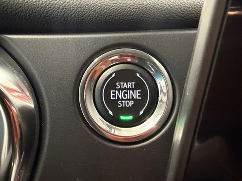 Used 2024 Chevrolet Blazer LT w/ Convenience Package FWD image 31