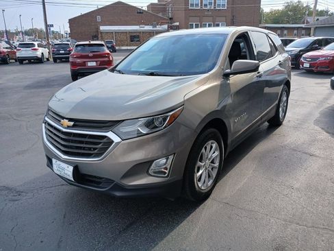 Used 2018 Chevrolet Equinox LT image 8
