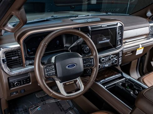 Used 2026 Ford F350 King Ranch w/ Chrome Package image 17
