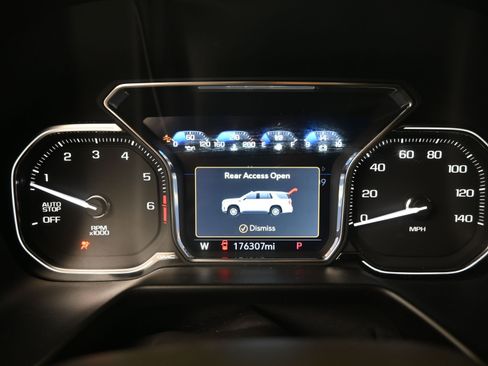 Used 2021 GMC Yukon XL SLT image 12