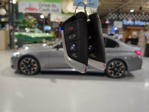 Certified 2025 BMW M340i xDrive AWD/4WD image 4