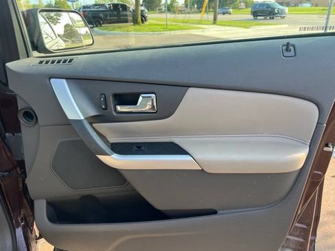 Used 2012 Ford Edge SEL FWD image 10