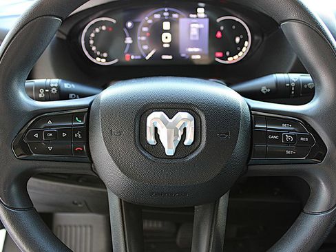 Used 2023 RAM ProMaster 2500 image 20