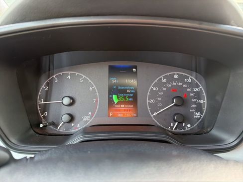 Certified 2024 Toyota Corolla SE image 22