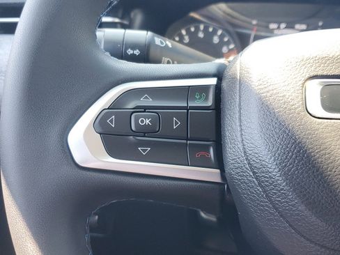 Used 2022 Jeep Compass Latitude image 22