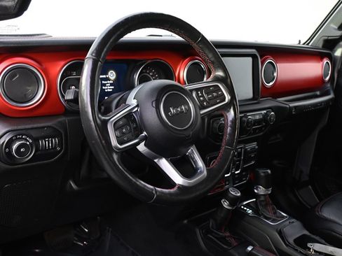 Used 2019 Jeep Wrangler Unlimited Rubicon AWD/4WD image 11