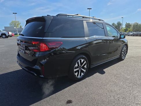 Certified 2026 Honda Odyssey EX-L image 11