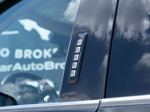 Used 2019 Ford F350 Limited AWD/4WD image 39