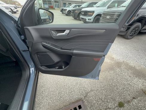 New 2026 Ford Escape SE image 26