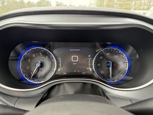 New 2026 Chrysler Pacifica Limited w/ S Appearance Package FWD image 9