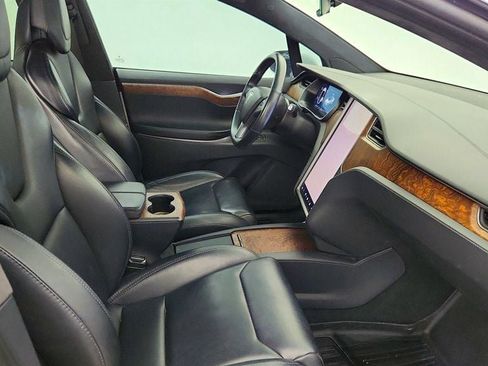 Used 2019 Tesla Model X Long Range image 28