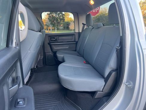Used 2018 RAM 1500 Express w/ Express Value Package image 42