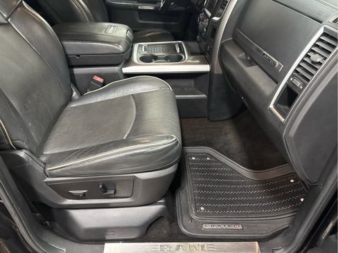 Used 2016 RAM 2500 Limited image 12