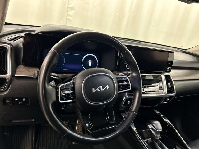 Used 2023 Kia Sorento SX Prestige AWD/4WD image 8