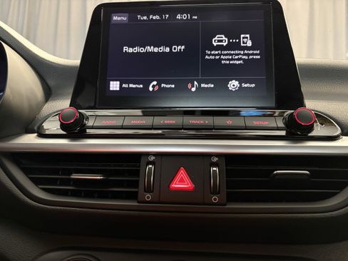 Used 2024 Kia Forte LXS image 9