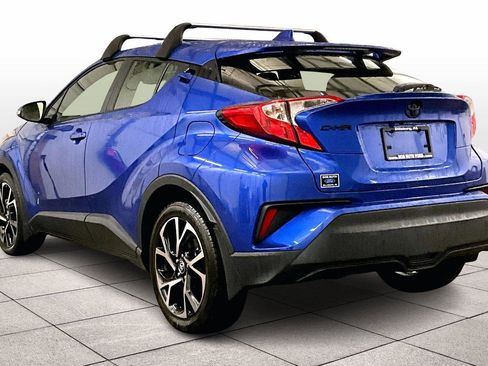 Used 2020 Toyota C-HR XLE image 10