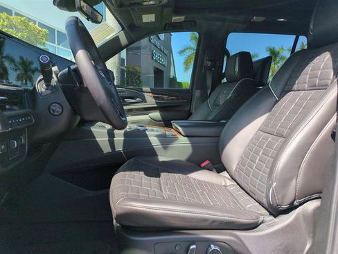 Certified 2024 Cadillac Escalade Premium Luxury Platinum image 61