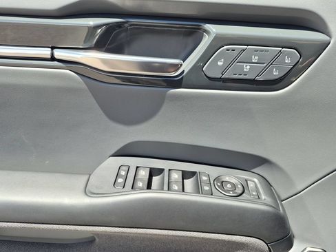 New 2026 Kia EV9 Land w/ Nightfall Edition Package AWD/4WD image 7