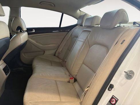 Used 2014 Kia Cadenza Premium image 11
