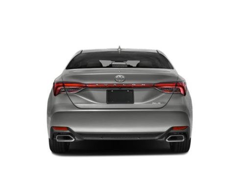 Used 2019 Toyota Avalon XLE w/ Moonroof Package FWD image 5