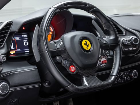 Certified 2018 Ferrari 488 GTB RWD image 36