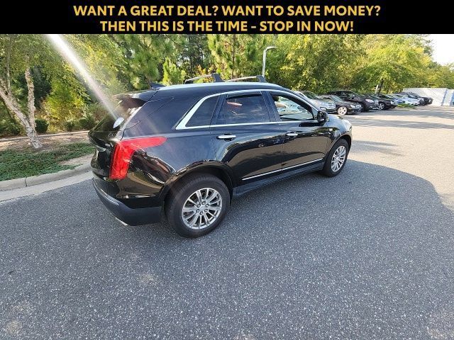 Used 2018 Cadillac XT5 Luxury w/ Driver Awareness Package AWD/4WD image 10