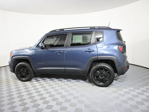 Used 2020 Jeep Renegade Altitude image 3