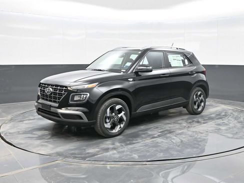 New 2026 Hyundai Venue SEL image 4