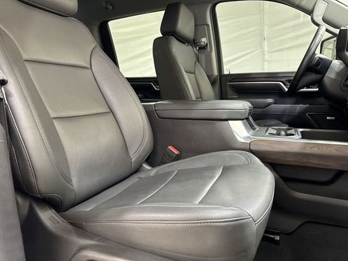 Used 2024 GMC Sierra 2500 SLT w/ SLT Convenience Package image 28